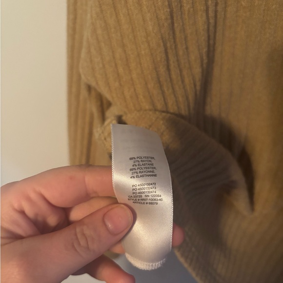 Aritzia Wilfred Free Rudko Cropped Long Sleeve Ribbed Sweater Small Tan Brown - Picture 6 of 6